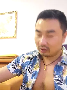 Snapshot of guozuo chatting on 06/18/26, 01:49 guozuo online show from 06/18/26, 01:49