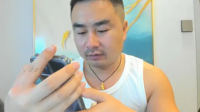 guozuo online show from 10/18/25, 01:46