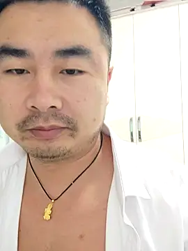 guozuo online show from 10/03/25, 01:34