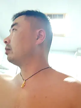 guozuo online show from 10/20/25, 03:23