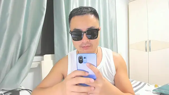 guozuo online show from 09/10/25, 02:16