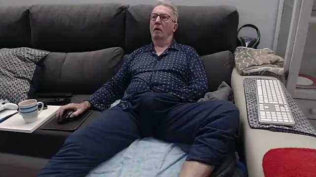 Nudelschwanz online show from 02/11/26, 06:24