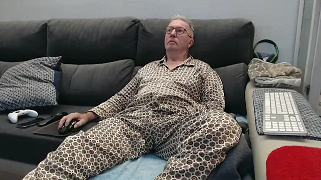 Nudelschwanz online show from 02/09/26, 05:49