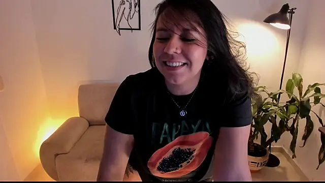 Snapshot of Amber__Davis chatting on 12/22/25, 09:15 Amber Davis online show from 12/22/25, 09:15