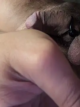 Bigclitlover69 online show from 09/13/25, 12:21