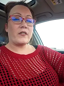 Snapshot of BBWQUEENBEEE chatting on 03/04/25, 11:32 BBWQUEENBEEE online show from 03/04/25, 11:32
