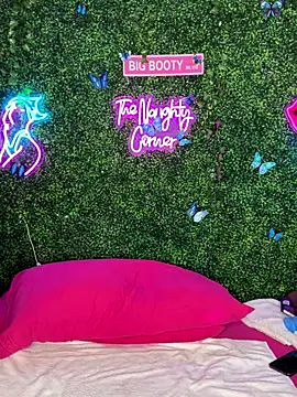 ThickAssRena online show from 01/06/26, 10:47