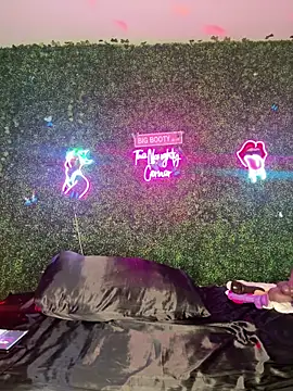 ThickAssRena online show from 03/12/26, 08:18