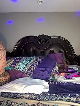 ThickAssRena online show from 06/08/26, 01:33