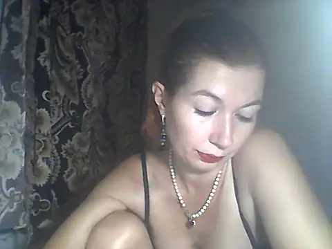 Snapshot of Olesja chatting on 09/14/25, 06:08 Olesja online show from 09/14/25, 06:08