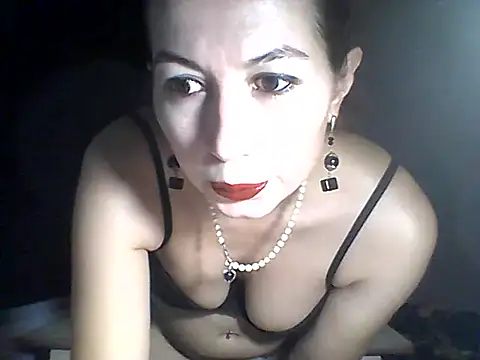 Snapshot of Olesja chatting on 01/11/26, 08:27 Olesja online show from 01/11/26, 08:27