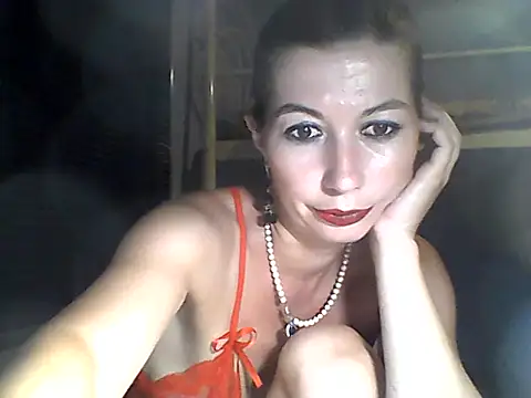 Snapshot of Olesja chatting on 06/12/26, 07:33 Olesja online show from 06/12/26, 07:33