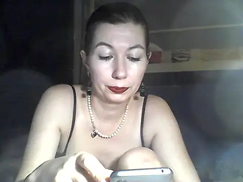 Snapshot of Olesja chatting on 02/13/26, 07:47 Olesja online show from 02/13/26, 07:47