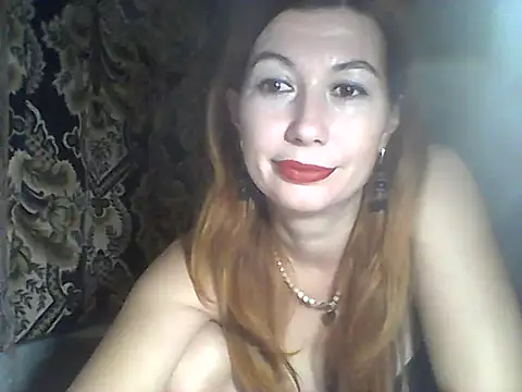 Snapshot of Olesja chatting on 10/28/25, 07:57 Olesja online show from 10/28/25, 07:57