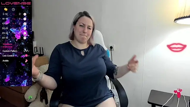 Christen John lover online show from 03/01/25, 03:05
