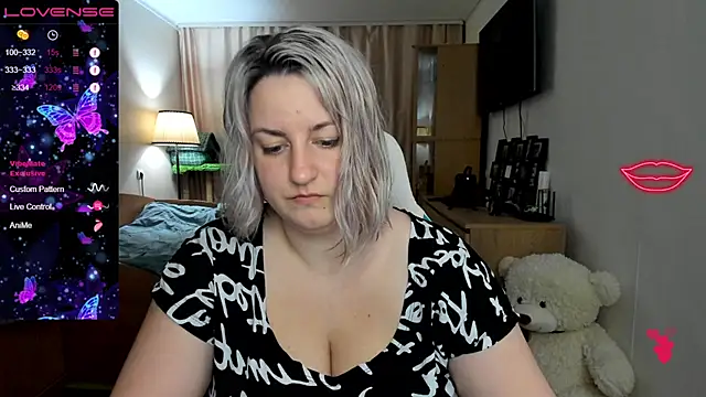Christen John lover online show from 02/10/25, 07:07