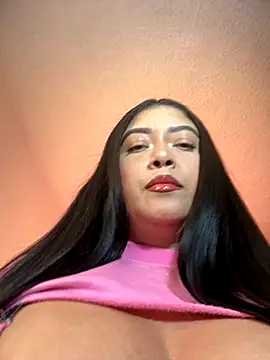 cami ortiz   online show from 10/04/25, 04:03
