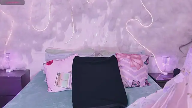 emmajohnss online show from 03/12/26, 03:56