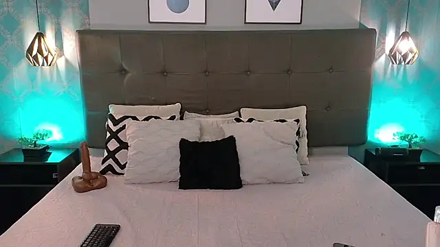 Madisonsmiith online show from 10/25/25, 09:15