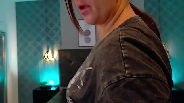 Madisonsmiith online show from 12/16/25, 09:24