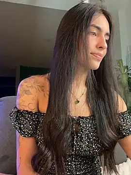 Snapshot of DaphneUwu chatting on 06/16/26, 01:38 DaphneUwu online show from 06/16/26, 01:38