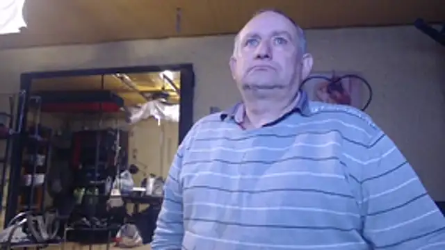 jeanlulu online show from 11/17/25, 08:46