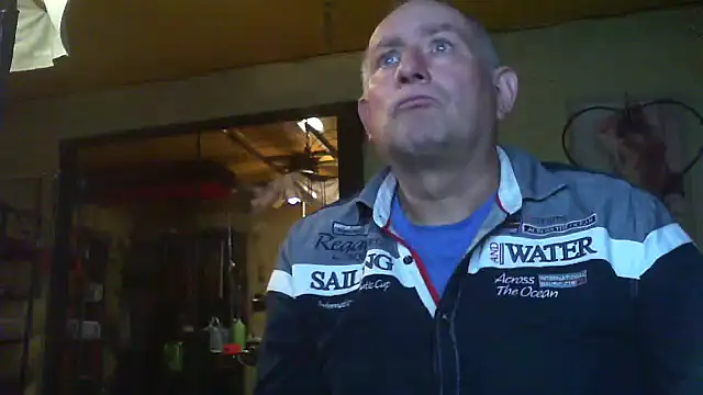 jeanlulu online show from 10/22/25, 07:57