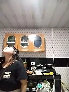 Weedsex couple online show from 12/27/24, 01:11