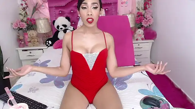 Divaxhermosa online show from 05/07/26, 08:12