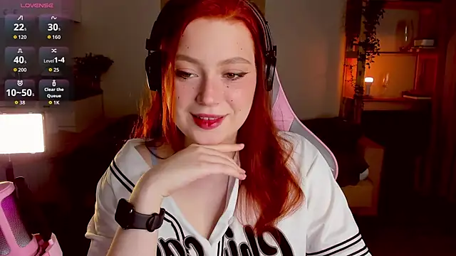 Sofy Benson online show from 10/22/25, 02:27