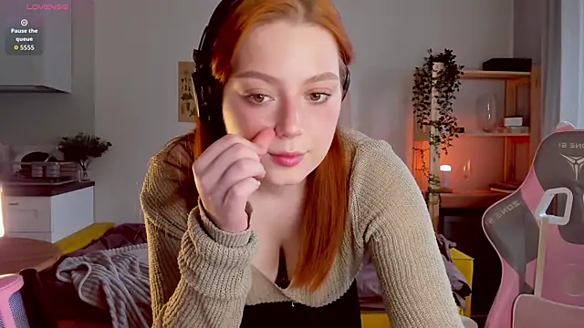 Sofy Benson online show from 10/03/25, 12:28