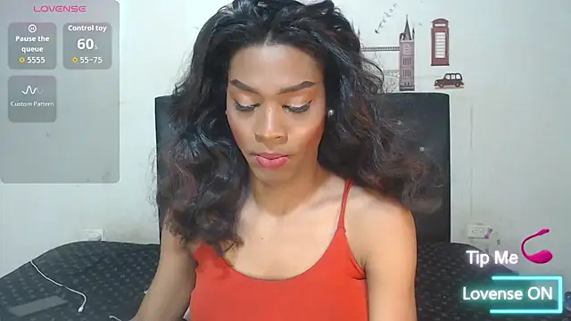 Snapshot of NAHOMMY_SEXY chatting on 10/09/25, 08:37 NAHOMMY SEXY online show from 10/09/25, 08:37