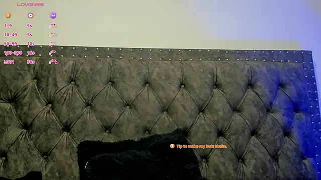 Snapshot of Dounia_nagi chatting on 03/03/25, 01:01 Dounia nagi online show from 03/03/25, 01:01