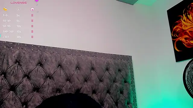 Snapshot of Dounia_nagi chatting on 02/08/25, 01:44 Dounia nagi online show from 02/08/25, 01:44