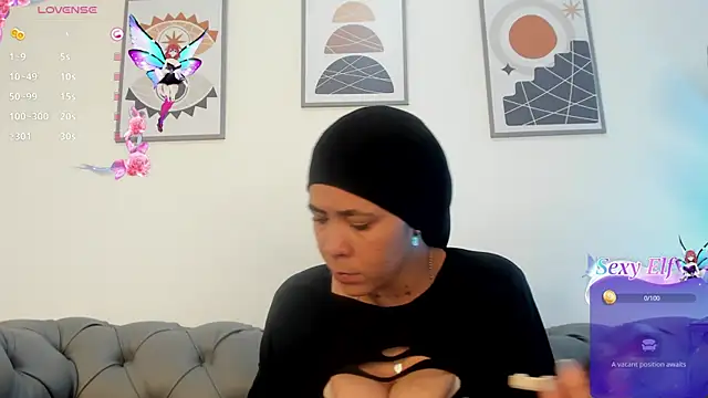 Snapshot of Dounia_nagi chatting on 03/20/25, 01:46 Dounia nagi online show from 03/20/25, 01:46