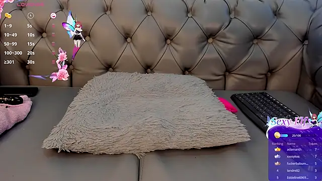 Snapshot of Dounia_nagi chatting on 03/19/25, 07:18 Dounia nagi online show from 03/19/25, 07:18