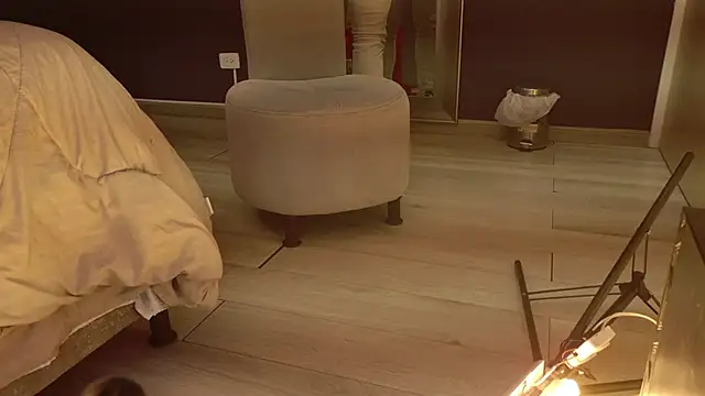 MarkWalker   online show from 10/12/25, 10:16