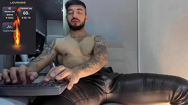 MarkWalker   online show from 03/13/26, 10:31