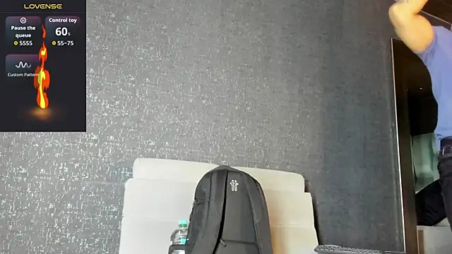 MarkWalker   online show from 04/11/26, 09:57