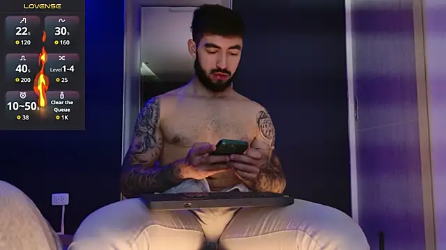 MarkWalker   online show from 11/05/25, 10:18