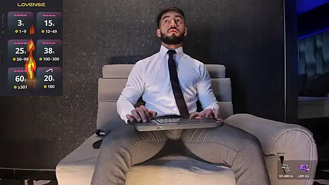 MarkWalker   online show from 10/25/25, 10:14