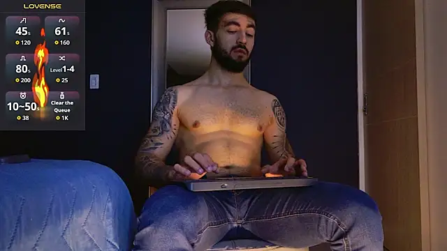 MarkWalker   online show from 11/21/25, 10:14