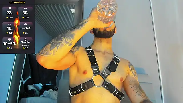 MarkWalker   online show from 03/31/26, 09:55