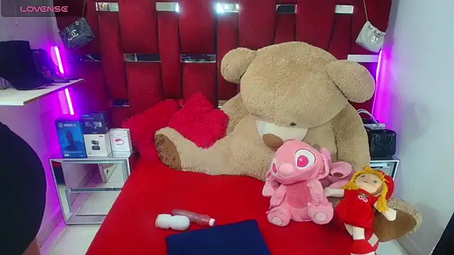 Ginna doll online show from 05/08/26, 07:12