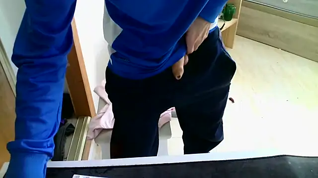 Snapshot of enzofx1 chatting on 01/20/25, 01:42 enzofx1 online show from 01/20/25, 01:42