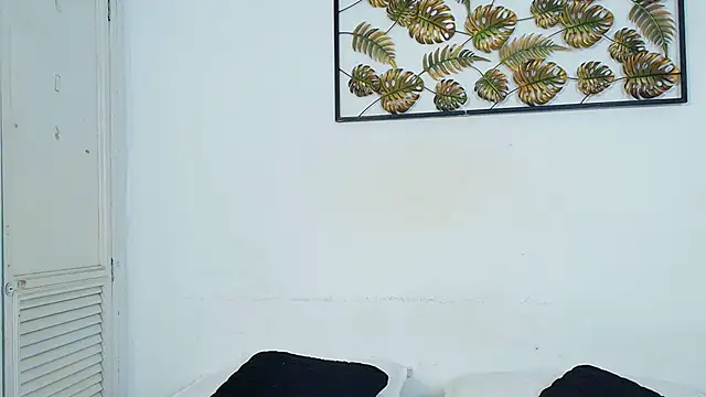 kristyl paez online show from 10/15/25, 08:17