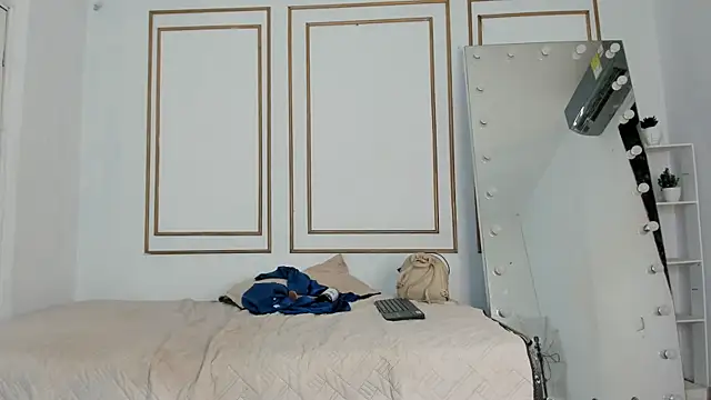 kristyl paez online show from 02/24/26, 07:04