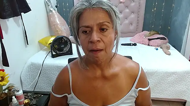 lalisha 96 online show from 02/05/26, 01:23