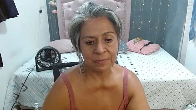 Snapshot of lalisha_96 chatting on 10/08/25, 11:49 lalisha 96 online show from 10/08/25, 11:49