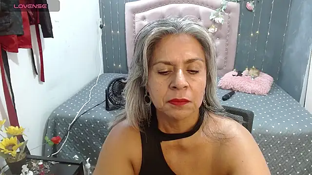 Snapshot of lalisha_96 chatting on 07/12/26, 01:17 lalisha 96 online show from 07/12/26, 01:17